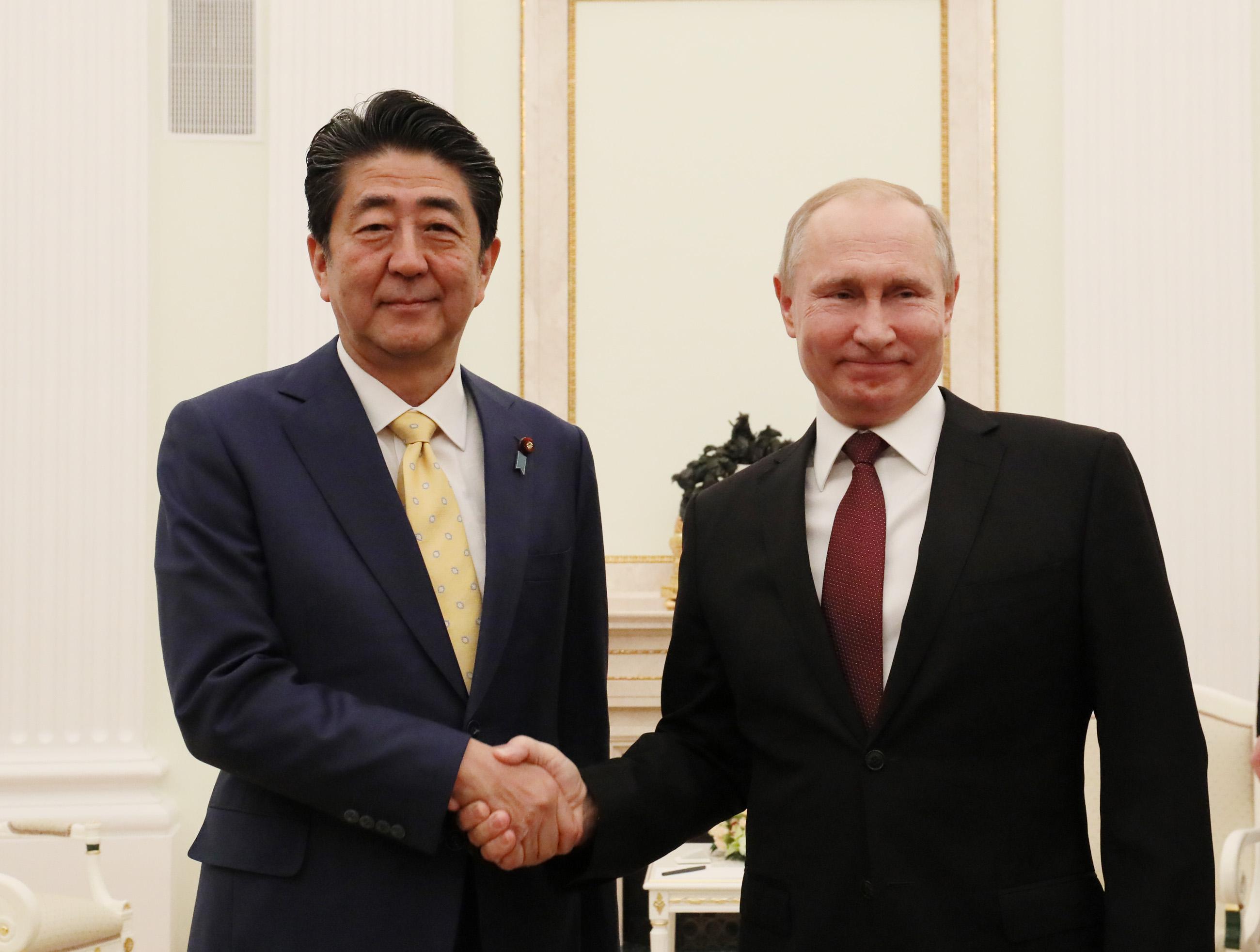 安倍首相とプーチン大統領が会談