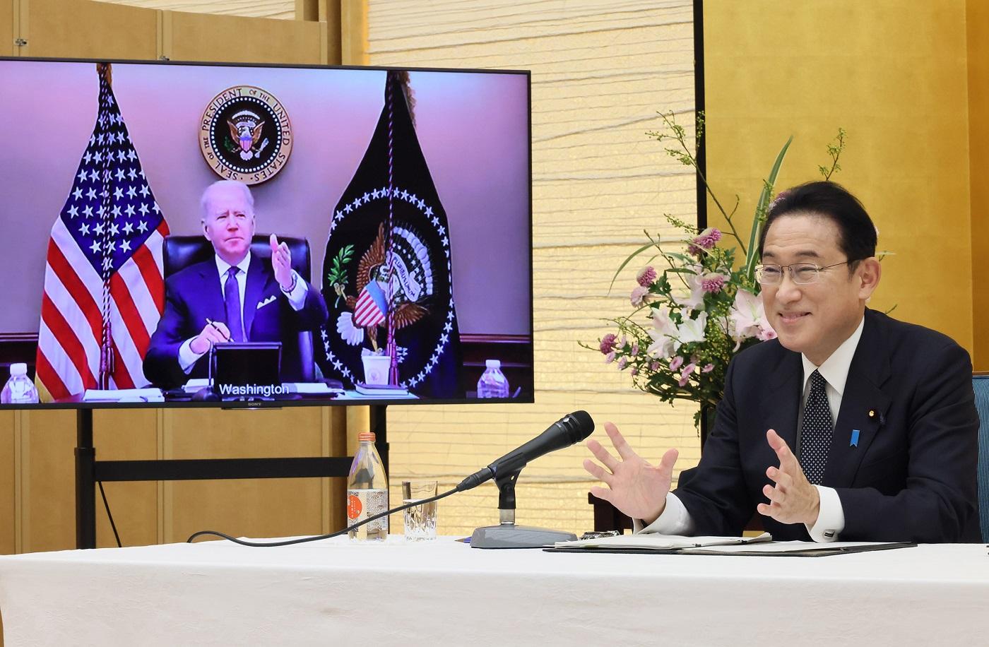 岸田首相とバイデン大統領がテレビ会議形式で首脳会談を実施